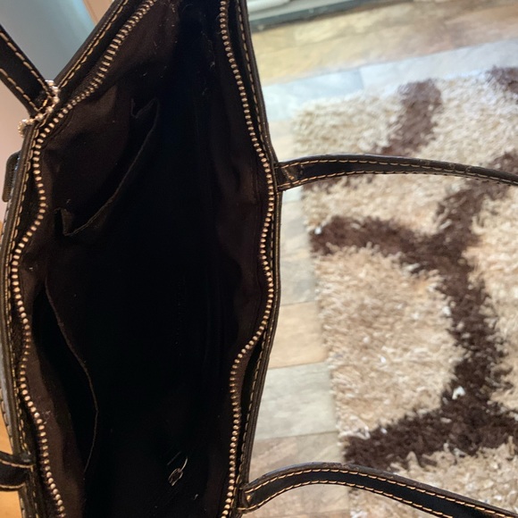 Coach purse - Picture 3 of 4